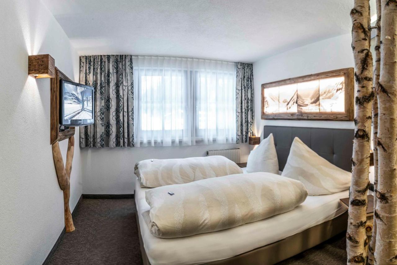 Almhof-Reithof Pitztal Hotel Sankt Leonhard im Pitztal Buitenkant foto