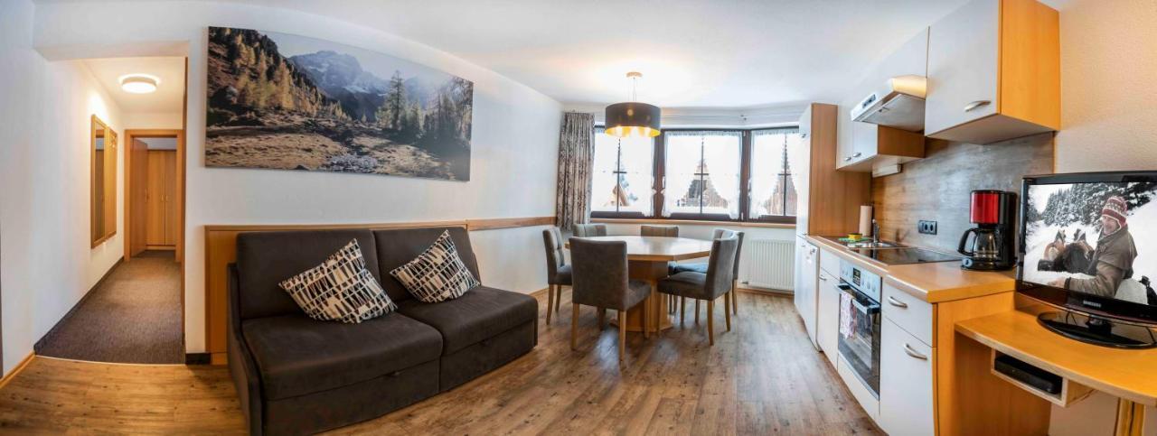 Almhof-Reithof Pitztal Hotel Sankt Leonhard im Pitztal Buitenkant foto