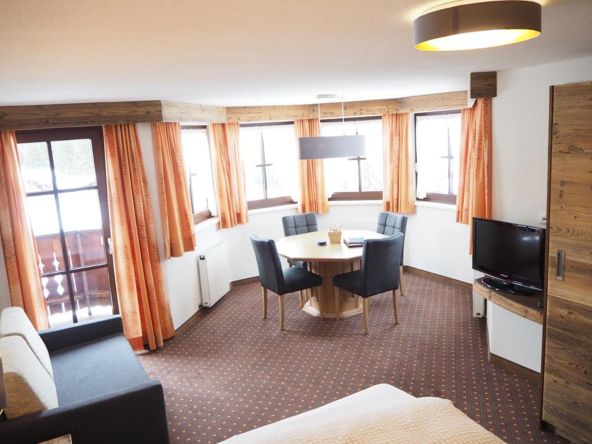 Almhof-Reithof Pitztal Hotel Sankt Leonhard im Pitztal Buitenkant foto