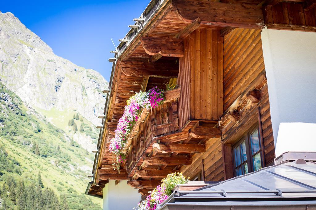 Almhof-Reithof Pitztal Hotel Sankt Leonhard im Pitztal Buitenkant foto